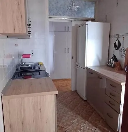 Aurora Apartment *