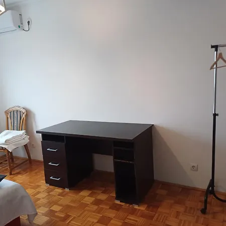 Aurora Apartment *